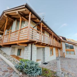 Apartment Picchio Autunno by Interhome