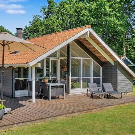 Holiday Home Troen - 400m from the sea by Interhome