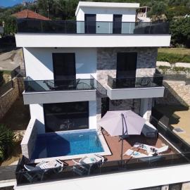 Villa Nova Bar, hotel di Bar