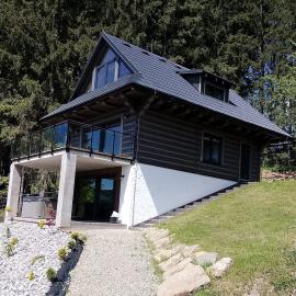 Chaty Korňa, hotel u gradu Predmerská