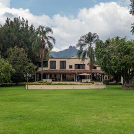 Villa magica tepoztlan con alberca jacuzzi y padel
