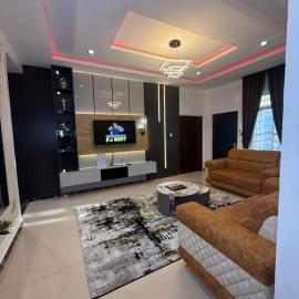 2bedroom Barclays apartment kubwa, hotell i Kubwa