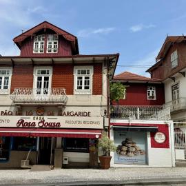 Casa Rosa Sousa, hotel in Felgueiras
