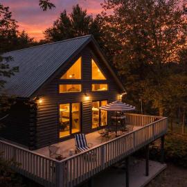 The Iron Ore Cabin - Lakefront Adventure