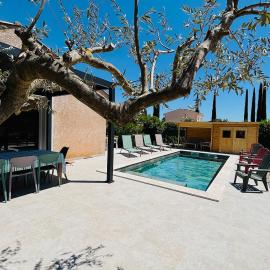 Au coeur du Verdon, Villa Masté avec piscine privative, hotel en Aups