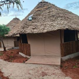 Tausa Tsavo Eco Lodge, Hotel in Voi