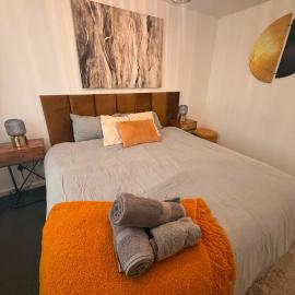 Entire Cosy home in Carlton, Nottingham, pets allowed