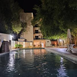 Hotel y Parrillada Carmen del Parana, hotel in Carmen del Paraná