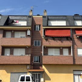 Piso en Fuentesnuevas – hotel w mieście Ponferrada