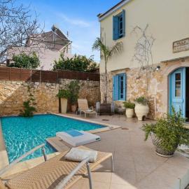 Villa Epavlis