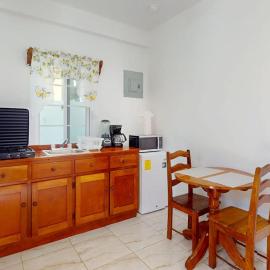 Snug ground-floor haven with comfortable amenities and kitchenette