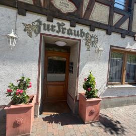 Gasthaus Zur Traube, hotel in Bacharach