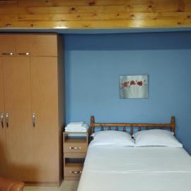 Cozy room with own bathroom and kitchen