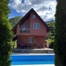 Villa Pjene
