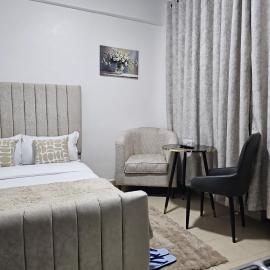 Selah Cozy Studio with Roof Top, 5G Wifi, Netflix, Close to CBD, hotel i Nakuru