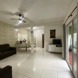 Casa na praia de itaoca, hotel in Itapemirim