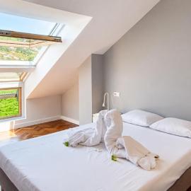 Ático Yayo Galitrips, hotel i Caldebarcos