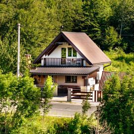 Velebit House, hotelli kohteessa Baške Oštarije