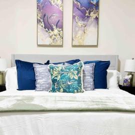 The Cardinal Studio Apartments, hotell i Evansville