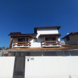 Casa Master Pé na Areia com Piscina Wifi
