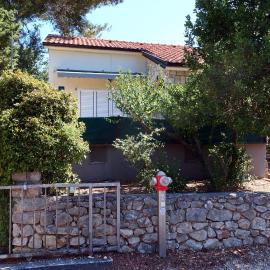 Seaside holiday house Artatore, Losinj - 7937, hotel in Cunski