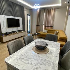 SL Apartment, hotel in Tirana
