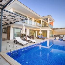 Villa Lion with sea view