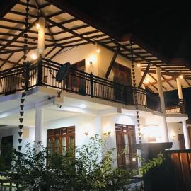 Hiriketiya Hildon White Villa