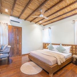 Camanolo Homestay, hotel v mestu General Luna