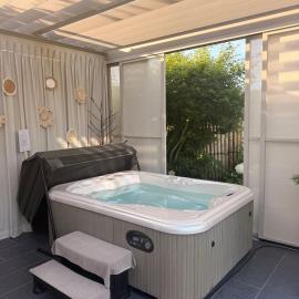Logie & Wellness Moonlight, hotel u gradu Brakel