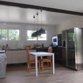 Logement entier neuf et tout équipé X3 chambres, hotel in Felletin