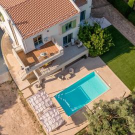 Elia country villa 5BR 5BA with Private Pool, hotel sa Áno Alepokhórion