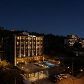 Remida Managed By Dedeman, hotel in İntepe