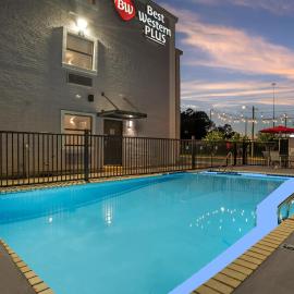 Best Western Plus D'Iberville