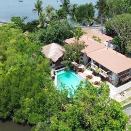 Katunggan Cove Resort โรงแรมในNueva Valencia