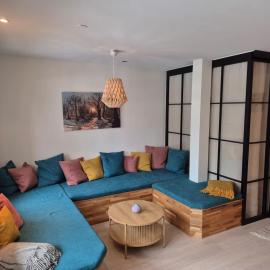 Central Modern Stay with Sauna