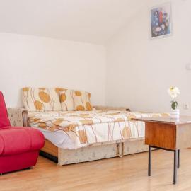 Atina Apartments, hotell sihtkohas Peštani