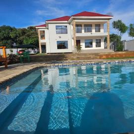 Warm Heart Guest House & Conference Centre