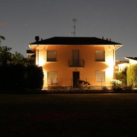 Il Pettirosso by Kibilù Affitti Brevi, hotel v destinácii Buguggiate