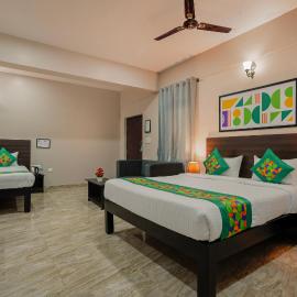 Treebo Ksheera Residency Near Railway Station, hotel en Hassan