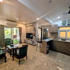 The Palm Retreat Luxe 1bhk Near Thivim Station