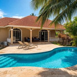 Luxury 5BR Villa with Private Pool and Garden