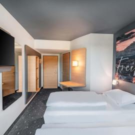 B&B Hotel Freiburg-Süd, отель в городе Фрайбург-им-Брайсгау