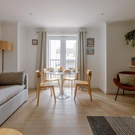 The Travelers Rest - Central Frome