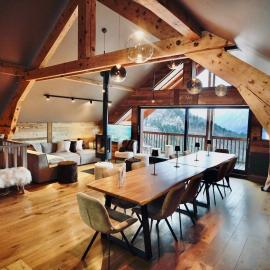 Moontain Lodge โรงแรมในOz