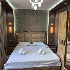 Modern 3-Room Apartment, Fast Wi-Fi & Free Parking, hotel in Samarkand