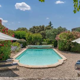 Le Paradis des Fleurs Stone house for rent in Ménerbes