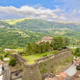 La Rocca di Camporgiano, hotelli kohteessa Camporgiano