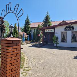 Ośrodek Wypoczynkowy Roman, hotel in Jantar