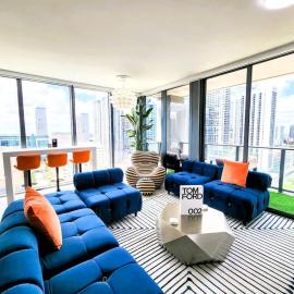 3BR Skyline Luxury with a 100 inch TV, Balcony & Prime Miami Location